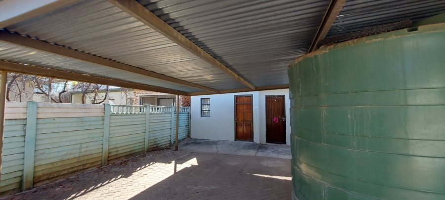 23 Bedroom Property for Sale in Brandwag Free State